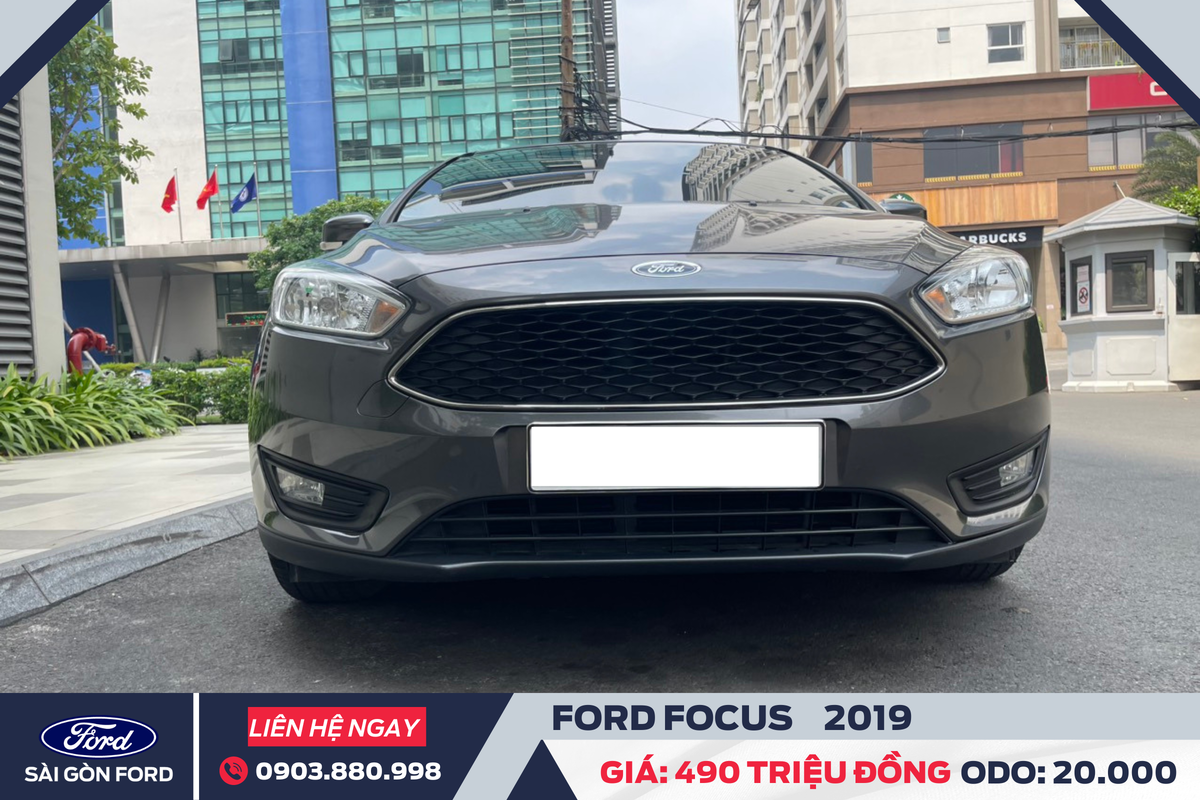 Ford Focus ST 2022 bản cao cấp nhất có giá ngang Mustang
